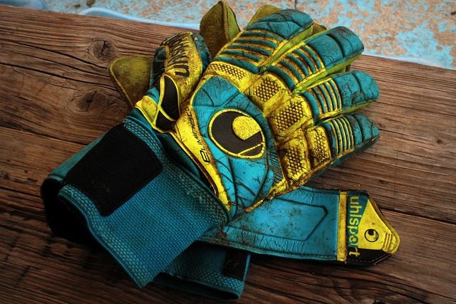 Cómo escoger la talla adecuada y cuidar de los guantes de arquero