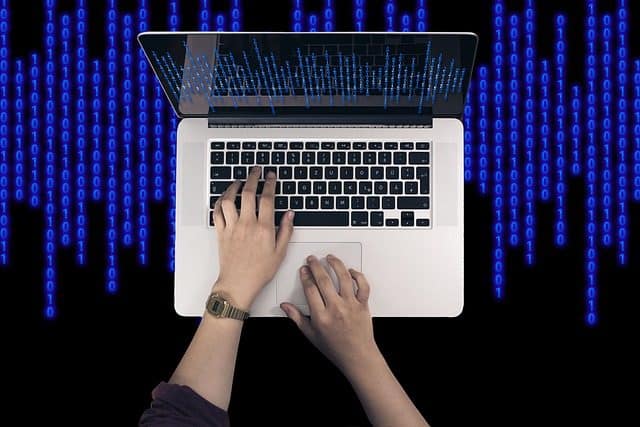 Cómo bloquear tu perfil de Facebook en iPhone, Android o computadora